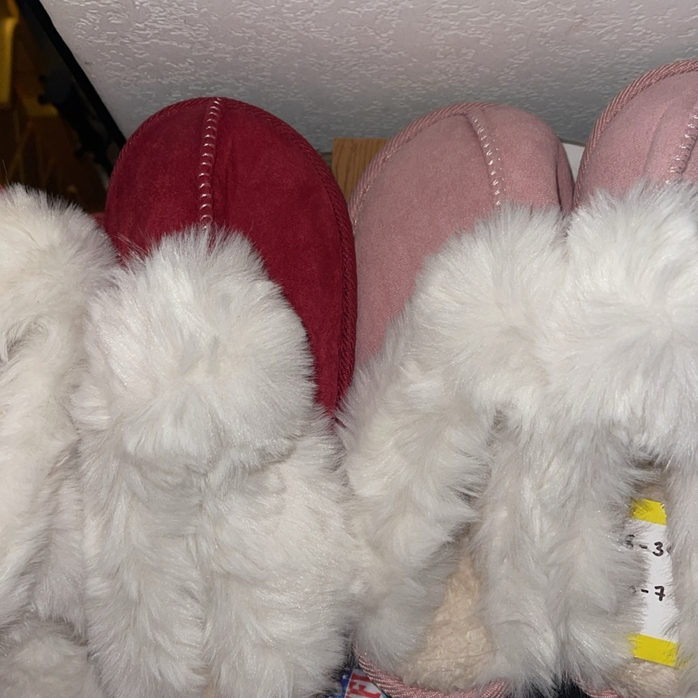 NEW Cozy Slippers, Non-slip Soft Sole, Plush Lined, Red or Pink